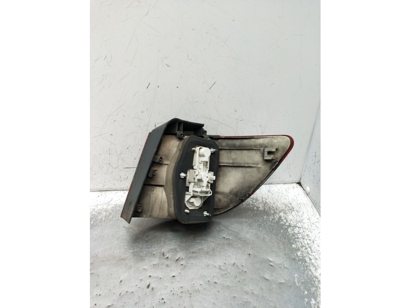 Recambio de piloto trasero izquierdo para mercedes-benz clase b sports tourer (w245) b 200 cdi (245.208) referencia OEM IAM   20