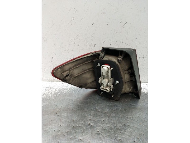Recambio de piloto trasero derecho para mercedes-benz clase b sports tourer (w245) b 200 cdi (245.208) referencia OEM IAM   2005