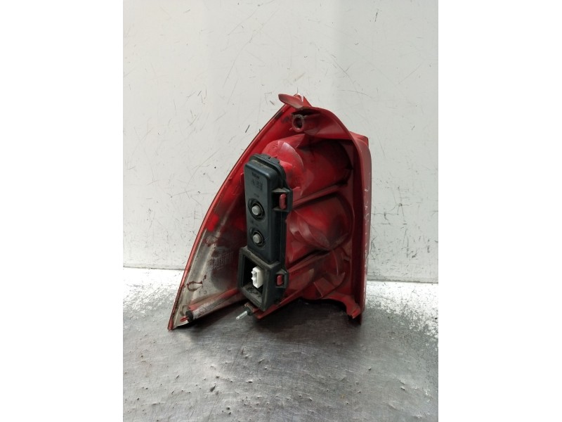 Recambio de piloto trasero derecho para peugeot 307 sw (3h) 2.0 hdi 110 referencia OEM IAM   