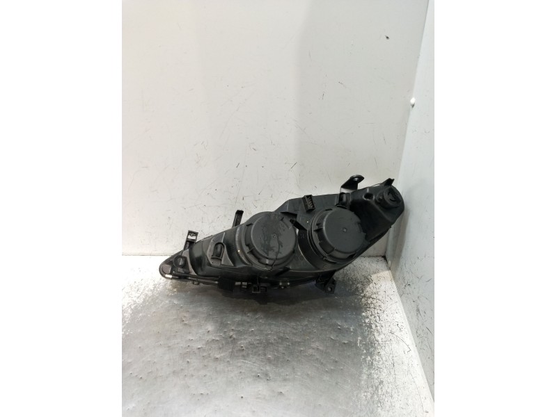 Recambio de faro derecho para peugeot 307 sw (3h) 2.0 hdi 110 referencia OEM IAM   