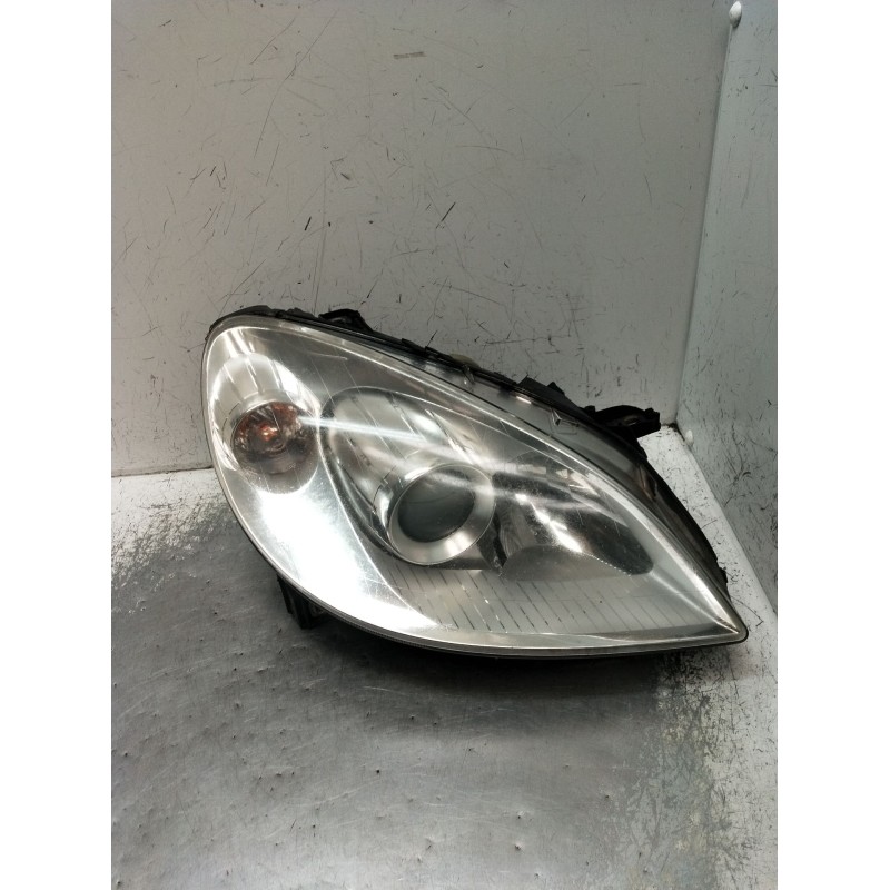 Recambio de faro derecho para mercedes-benz clase b sports tourer (w245) b 200 cdi (245.208) referencia OEM IAM 0301220202 A1698