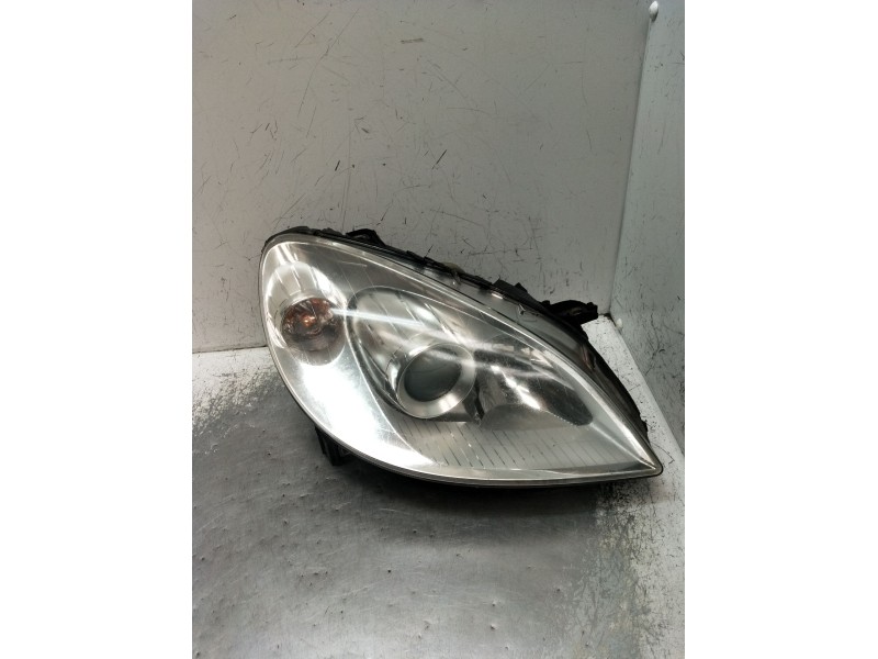 Recambio de faro derecho para mercedes-benz clase b sports tourer (w245) b 200 cdi (245.208) referencia OEM IAM 0301220202 A1698