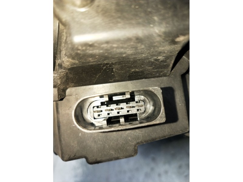 Recambio de faro derecho para mercedes-benz clase b sports tourer (w245) b 200 cdi (245.208) referencia OEM IAM 0301220202 A1698