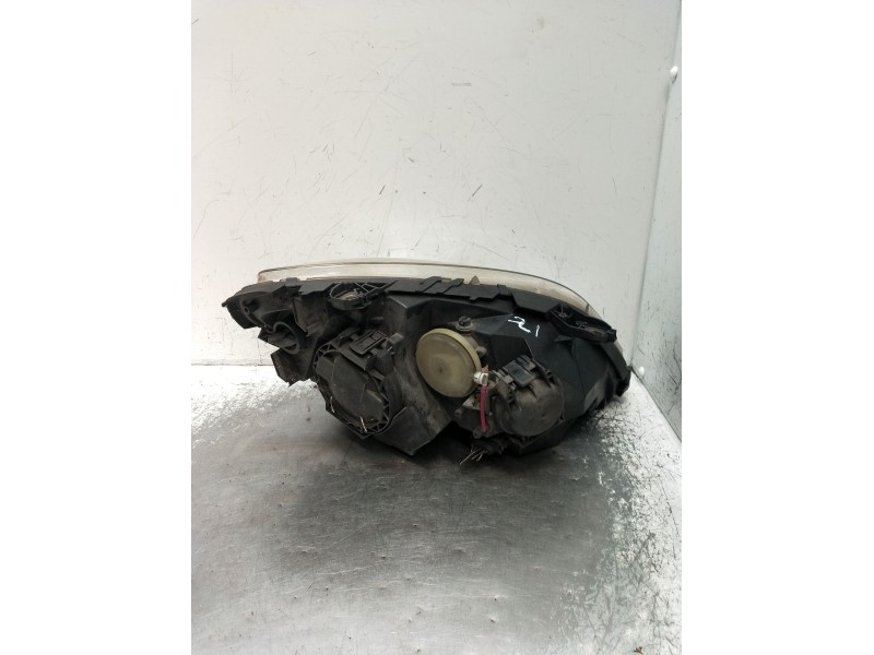 Recambio de faro izquierdo para mercedes-benz clase b sports tourer (w245) b 200 cdi (245.208) referencia OEM IAM 0301220201 A16