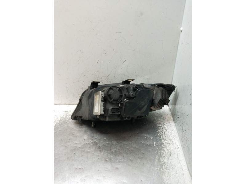 Recambio de faro derecho para bmw 3 (e90) 318 d referencia OEM IAM 631172025849 7237647 XENON 2008