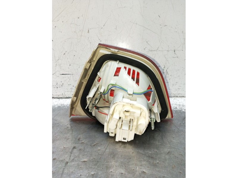 Recambio de piloto trasero izquierdo interior para bmw 3 (e90) 318 d referencia OEM IAM 7289427  2008