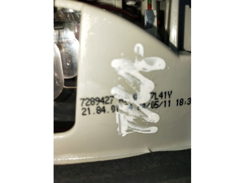 Recambio de piloto trasero izquierdo interior para bmw 3 (e90) 318 d referencia OEM IAM 7289427  2008