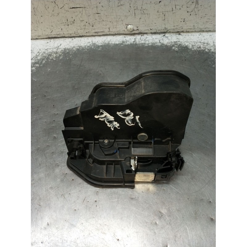 Recambio de motor cierre centralizado trasero derecho para bmw 3 (e90) 318 d referencia OEM IAM  4P 2008