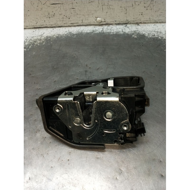 Recambio de motor cierre centralizado trasero izquierdo para bmw 3 (e90) 318 d referencia OEM IAM  4P 2008
