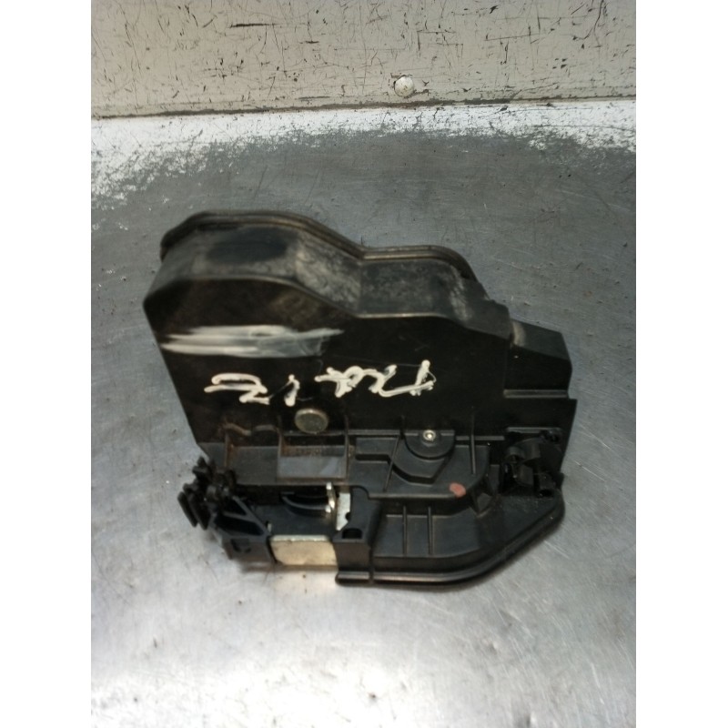 Recambio de motor cierre centralizado trasero izquierdo para bmw 3 (e90) 318 d referencia OEM IAM  4P 2008