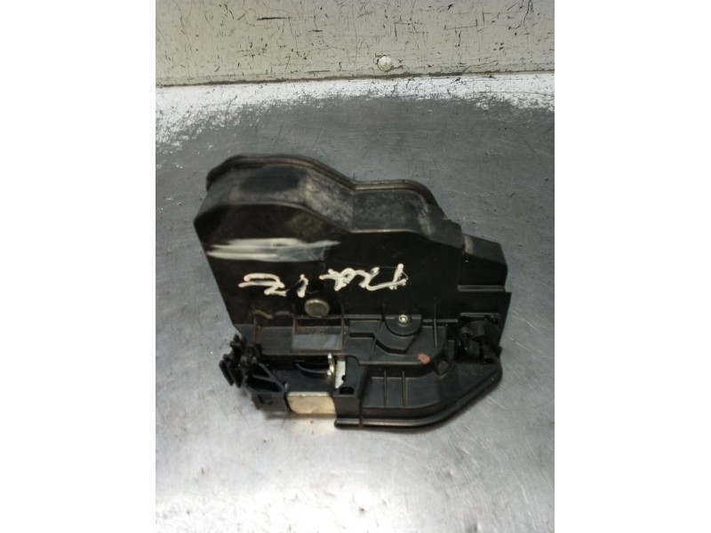 Recambio de motor cierre centralizado trasero izquierdo para bmw 3 (e90) 318 d referencia OEM IAM  4P 2008