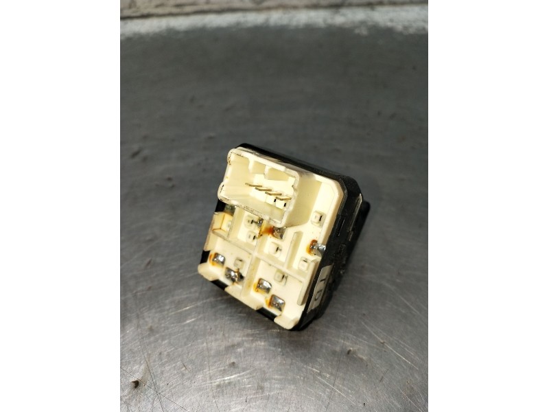 Recambio de mando elevalunas delantero izquierdo para chevrolet aveo / kalos hatchback (t250, t255) 1.2 referencia OEM IAM 20200