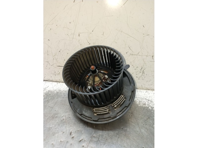 Recambio de motor calefaccion para bmw 3 (e90) 318 d referencia OEM IAM 64119227670 992793EE 2008