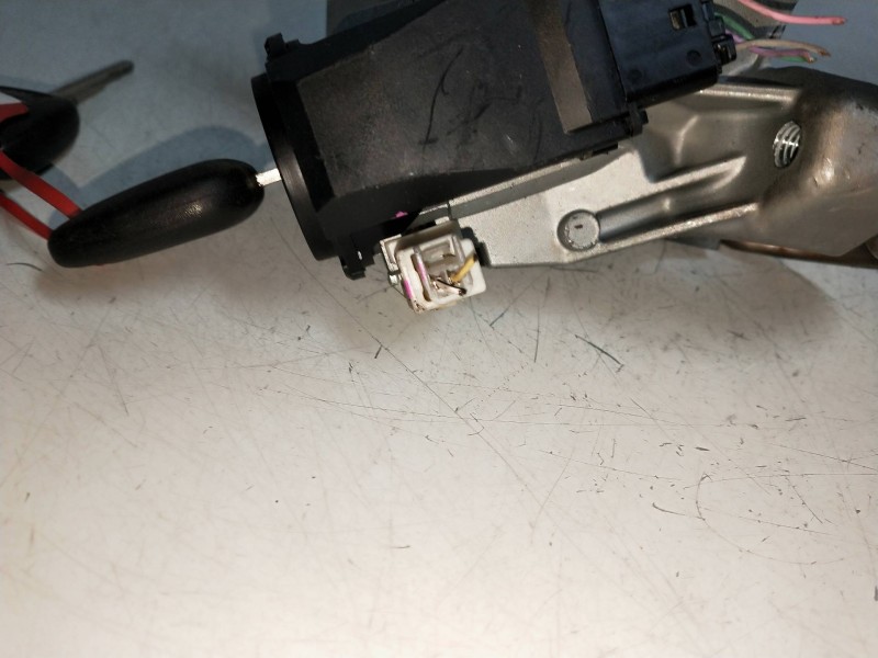 Recambio de conmutador de arranque para toyota yaris 1.4 turbodiesel cat referencia OEM IAM N0502241256B  