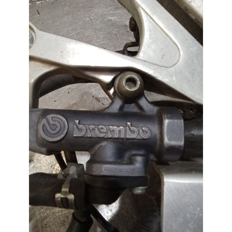 Recambio de pinza freno trasera izquierda para yamaha yzf-r yzf-r6 (rj03) referencia OEM IAM   BOMBA FRENO