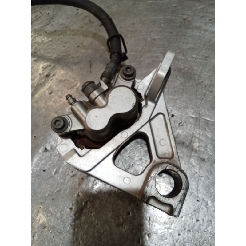 Recambio de pinza freno trasera izquierda para yamaha yzf-r yzf-r6 (rj03) referencia OEM IAM   BOMBA FRENO