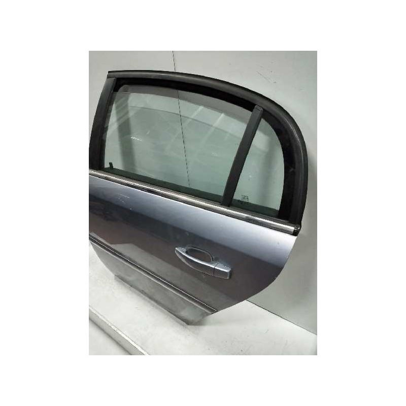 Recambio de puerta trasera izquierda para opel vectra c berlina 1.9 cdti referencia OEM IAM   