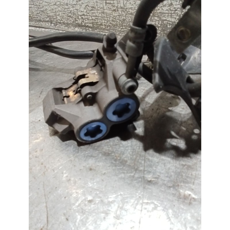 Recambio de pinza freno delantera derecha para yamaha yzf-r yzf-r6 (rj03) referencia OEM IAM   PINZAS DE FRENO