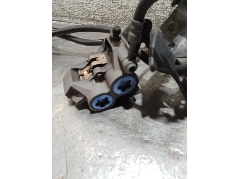 Recambio de pinza freno delantera derecha para yamaha yzf-r yzf-r6 (rj03) referencia OEM IAM   PINZAS DE FRENO