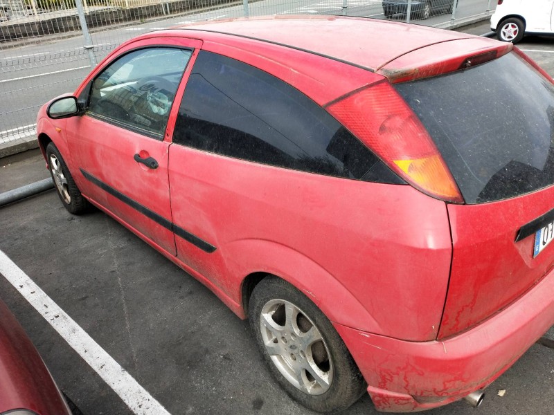 ford focus berlina (cak) del año 2003