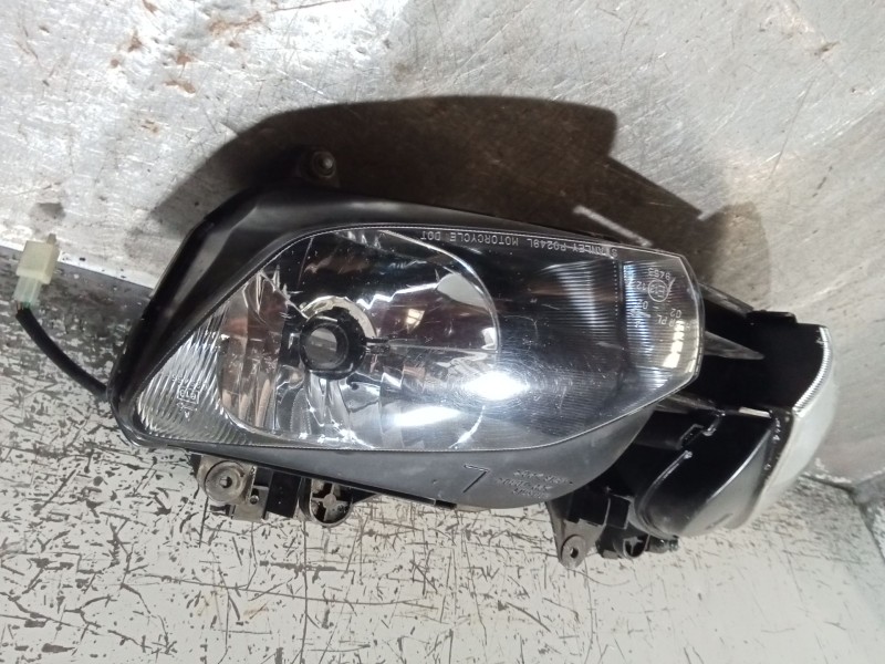 Recambio de faro delantero para yamaha yzf-r yzf-r6 (rj03) referencia OEM IAM   