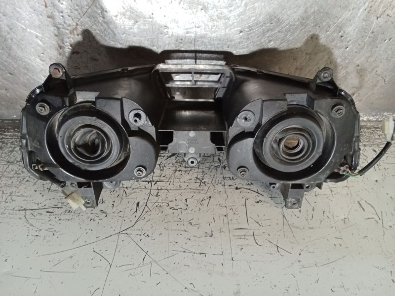 Recambio de faro delantero para yamaha yzf-r yzf-r6 (rj03) referencia OEM IAM   