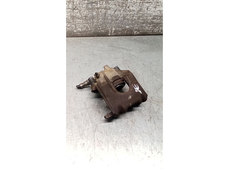 Recambio de pinza freno delantera derecha para seat ibiza ii (6k1) 1.4 i referencia OEM IAM  BENDIX 93