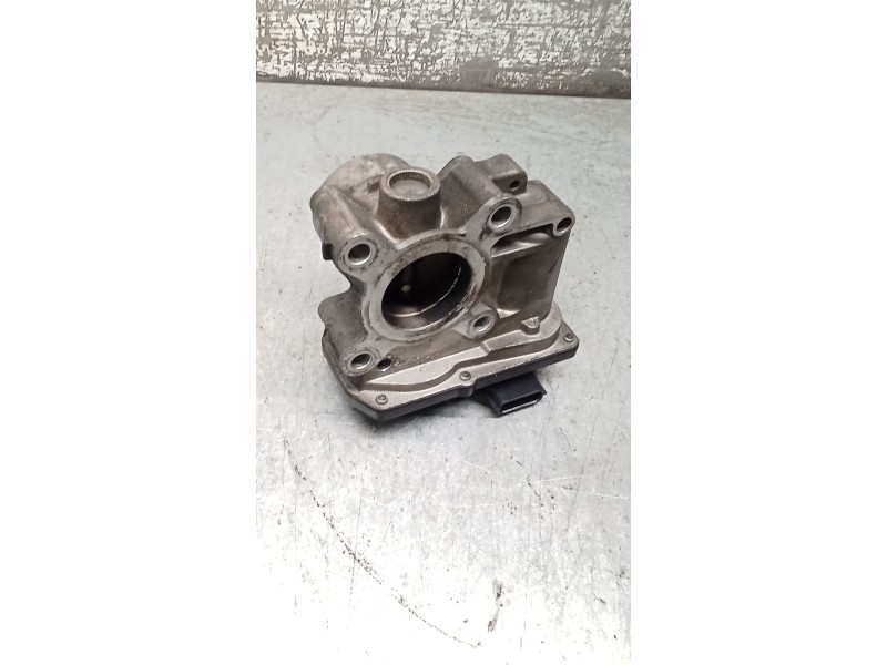 Recambio de caja mariposa para renault clio iii (br0/1, cr0/1) 1.2 16v (br02, br0j, br11, cr02, cr0j, cr11) referencia OEM IAM 8