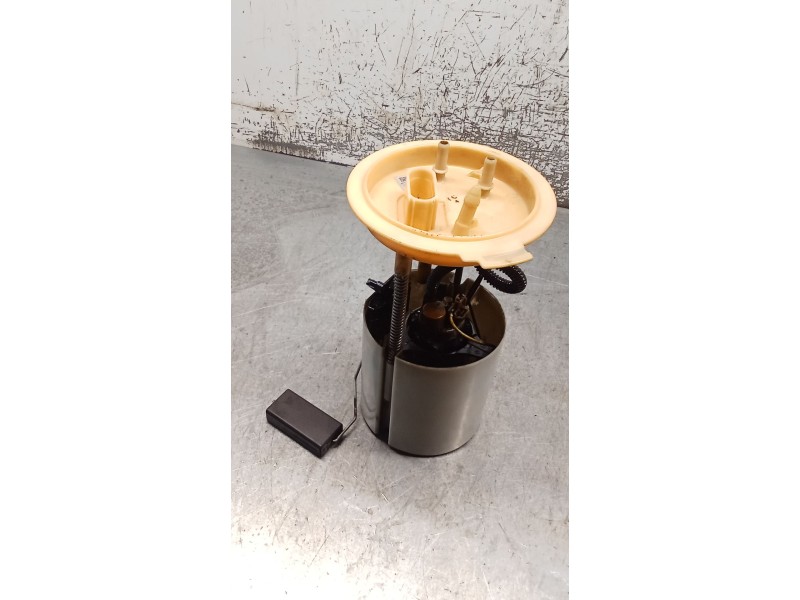Recambio de bomba combustible para seat altea (5p1) 1.9 tdi referencia OEM IAM   04