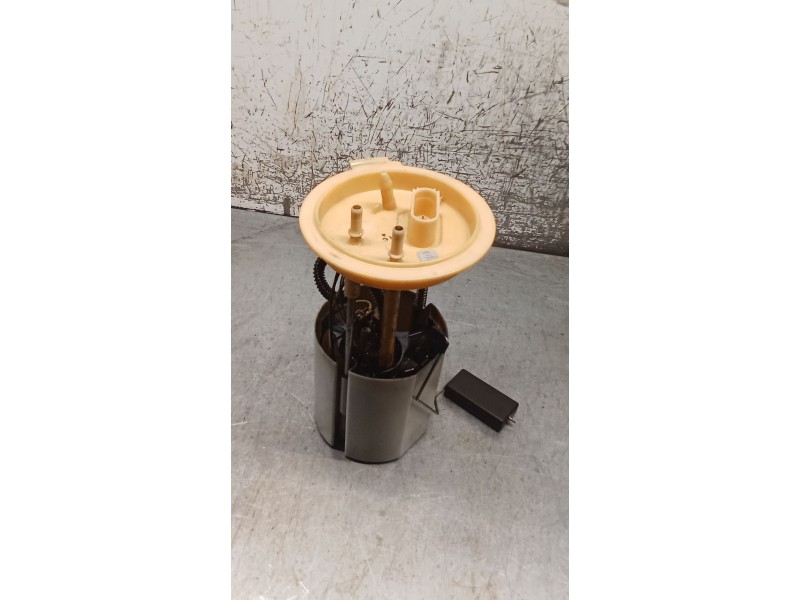 Recambio de bomba combustible para seat altea (5p1) 1.9 tdi referencia OEM IAM   04