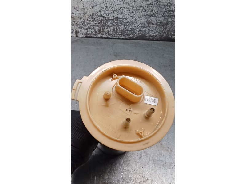Recambio de bomba combustible para seat altea (5p1) 1.9 tdi referencia OEM IAM   04