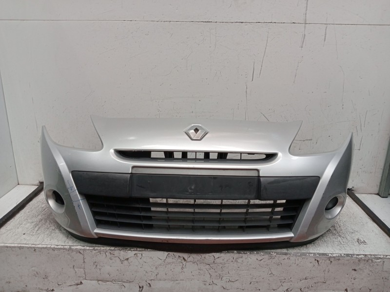 Recambio de paragolpes delantero para renault clio iii (br0/1, cr0/1) 1.2 16v (br02, br0j, br11, cr02, cr0j, cr11) referencia OE