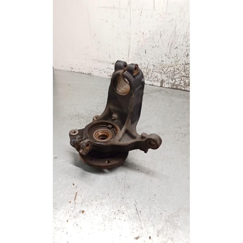 Recambio de mangueta delantera derecha para citroën c3 ii (sc_) 1.0 vti 68 referencia OEM IAM   09