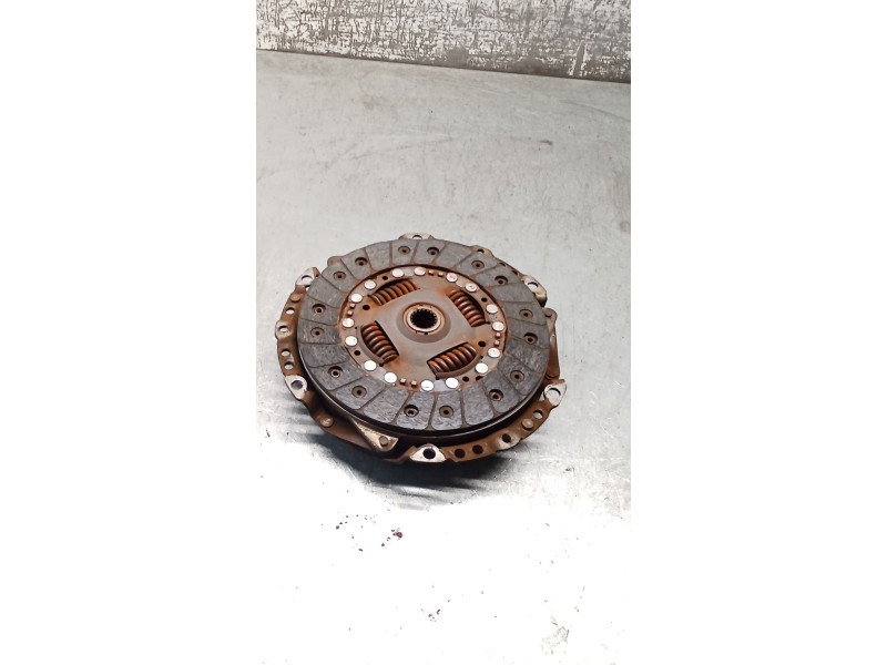 Recambio de kit embrague para citroën c3 ii (sc_) 1.0 vti 68 referencia OEM IAM 9801139380  09