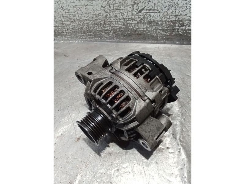 Recambio de alternador para rover 45 i hatchback (rt) 1.6 referencia OEM IAM 0124225011 YLE102430 