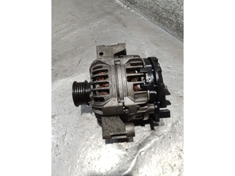 Recambio de alternador para rover 45 i hatchback (rt) 1.6 referencia OEM IAM 0124225011 YLE102430 