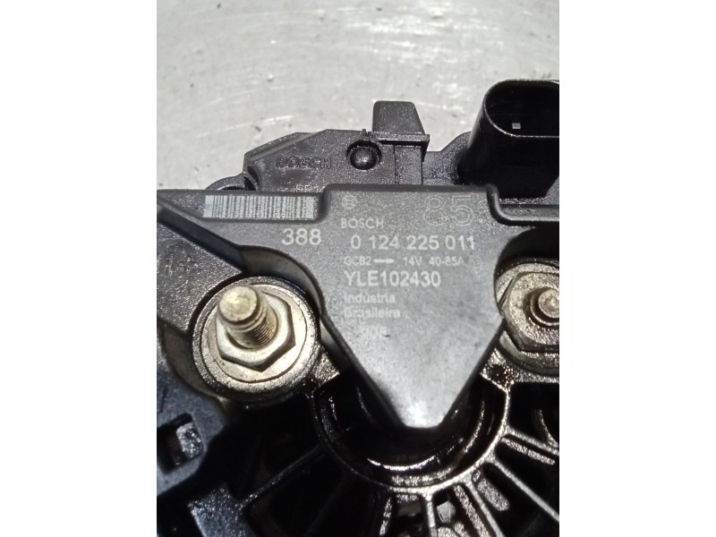 Recambio de alternador para rover 45 i hatchback (rt) 1.6 referencia OEM IAM 0124225011 YLE102430 