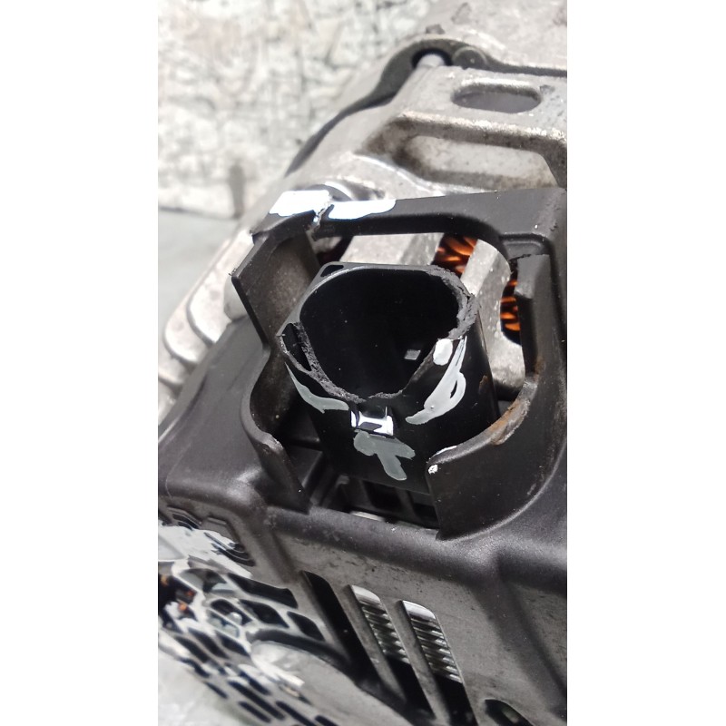 Recambio de alternador para hyundai i20 iii (bc3, bi3) 1.0 t-gdi referencia OEM IAM 3730007450 61011061 130A VER FOTOS