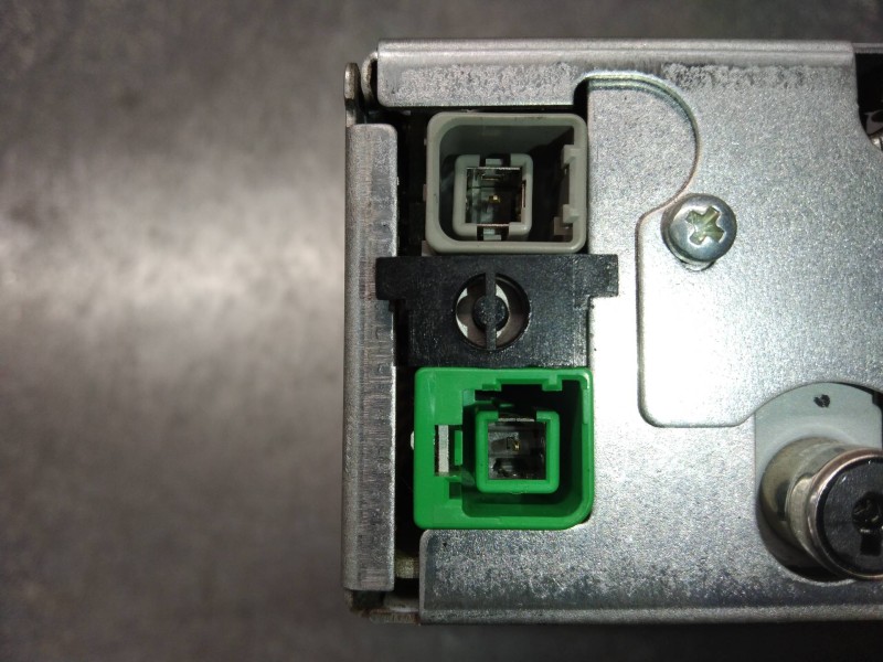 Recambio de sistema audio / radio cd para lancia phedra (180) 2.2 jtd 16v emblema referencia OEM IAM 14966390XT  