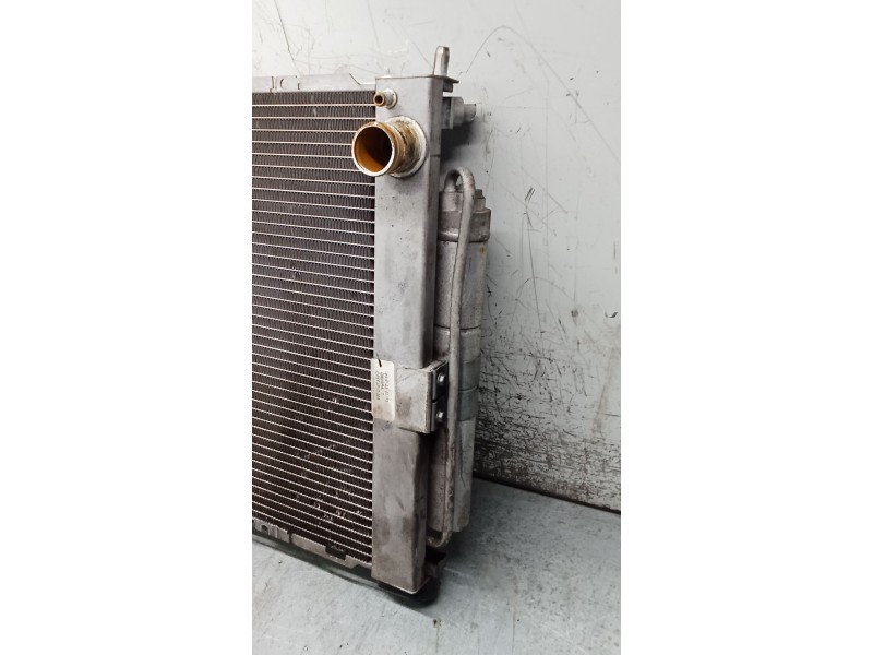 Recambio de radiador agua para renault clio iii (br0/1, cr0/1) 1.2 16v (br02, br0j, br11, cr02, cr0j, cr11) referencia OEM IAM 8