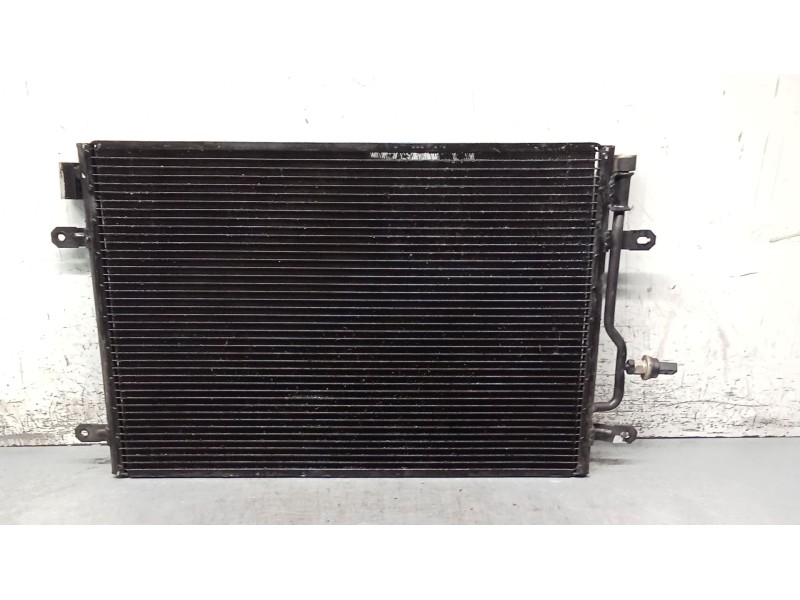 Recambio de condensador / radiador aire acondicionado para audi a4 b6 (8e2) 2.0 referencia OEM IAM 8E0260401A  01