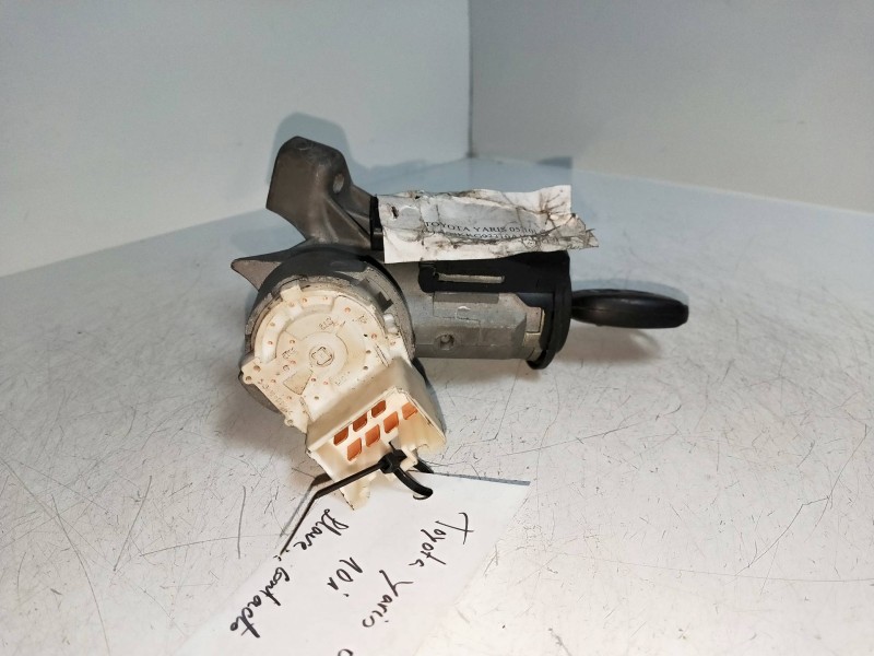 Recambio de conmutador de arranque para toyota yaris 1.0 cat referencia OEM IAM N0502241256B  