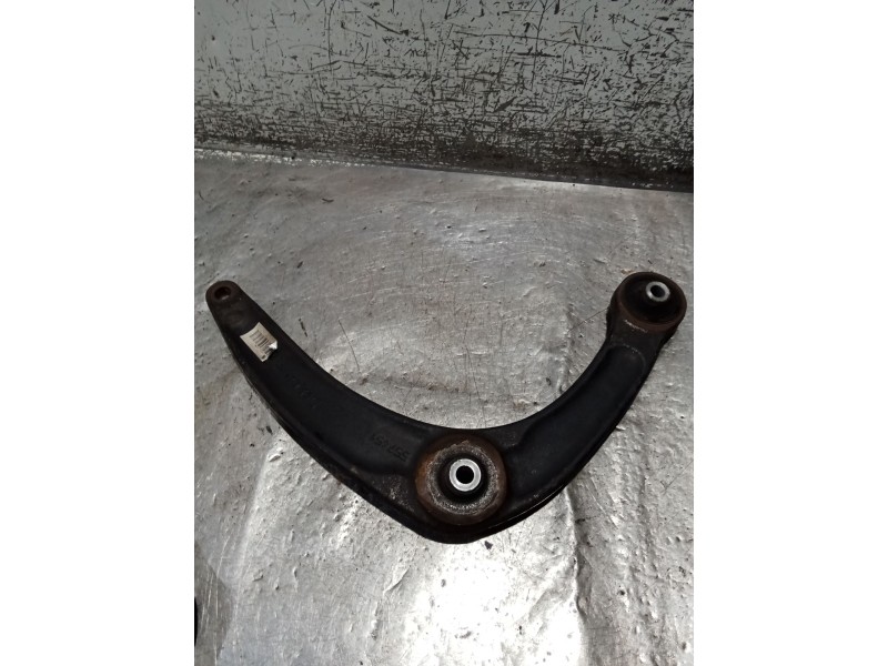Recambio de brazo suspension inferior delantero derecho para citroën c4 grand picasso i (ua_) 1.6 hdi referencia OEM IAM   