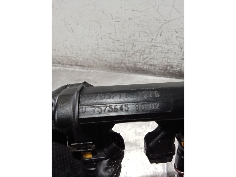 Recambio de rampa inyectora para citroën c5 iii (rd_) 1.6 vti 120 referencia OEM IAM 75756458002  
