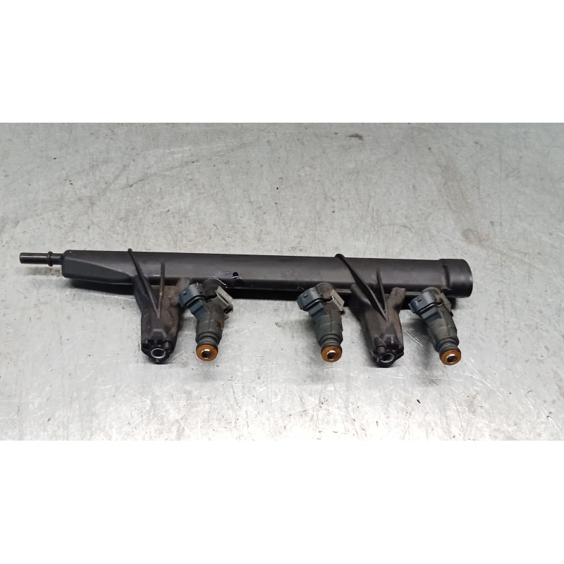 Recambio de rampa inyectora para citroën c3 ii (sc_) 1.0 vti 68 referencia OEM IAM   09