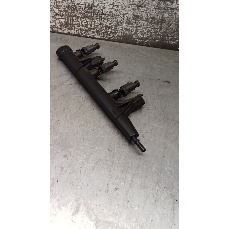 Recambio de rampa inyectora para citroën c3 ii (sc_) 1.0 vti 68 referencia OEM IAM   09