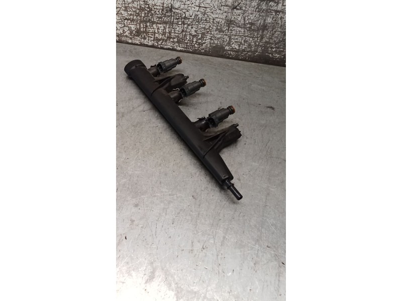 Recambio de rampa inyectora para citroën c3 ii (sc_) 1.0 vti 68 referencia OEM IAM   09