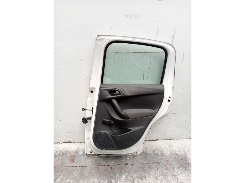 Recambio de puerta trasera derecha para citroën c3 ii (sc_) 1.0 vti 68 referencia OEM IAM  5P 2009
