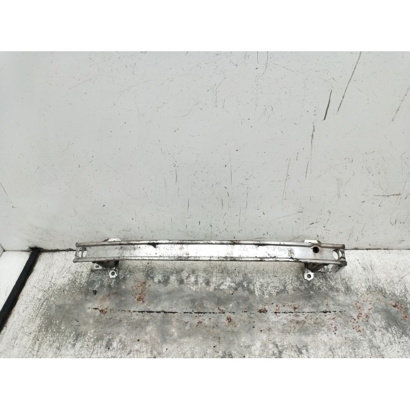Recambio de refuerzo paragolpes delantero para renault clio iii (br0/1, cr0/1) 1.2 16v (br02, br0j, br11, cr02, cr0j, cr11) refe