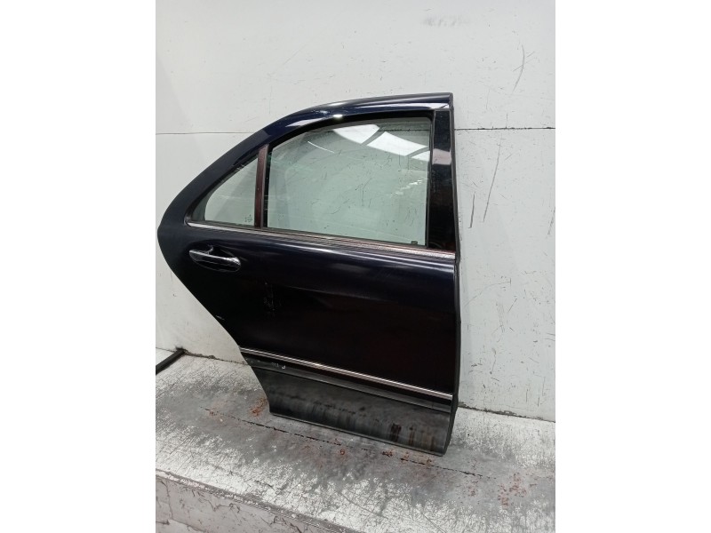 Recambio de puerta trasera derecha para mercedes-benz clase s (w220, v220) s 320 cdi (220.025, 220.125) referencia OEM IAM  2P 